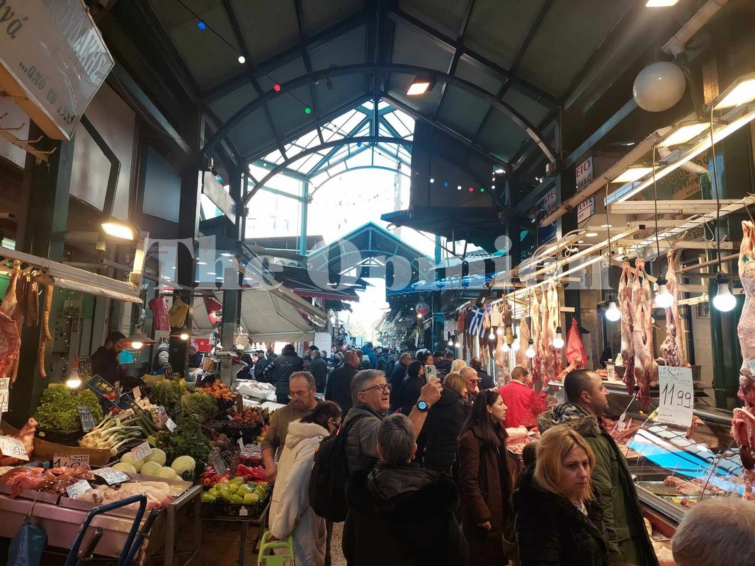 Θεσσαλονίκη: Δεν πέφτει «καρφίτσα» στο κέντρο της πόλης – Ψώνια, μουσική και φαγητό (ΦΩΤΟ-VIDEO)