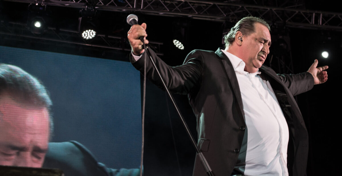 Βασίλης Καρράς: Η ιστορία πίσω από το τραγούδι που ηχογράφησε και δεν τραγούδησε ποτέ ξανά (VIDEO)