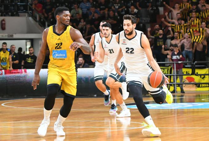 Σύνθημα νίκης για τον Απόλλωνα δίνει ο Χρήστος Σαλούστρος ενόψει Άρη