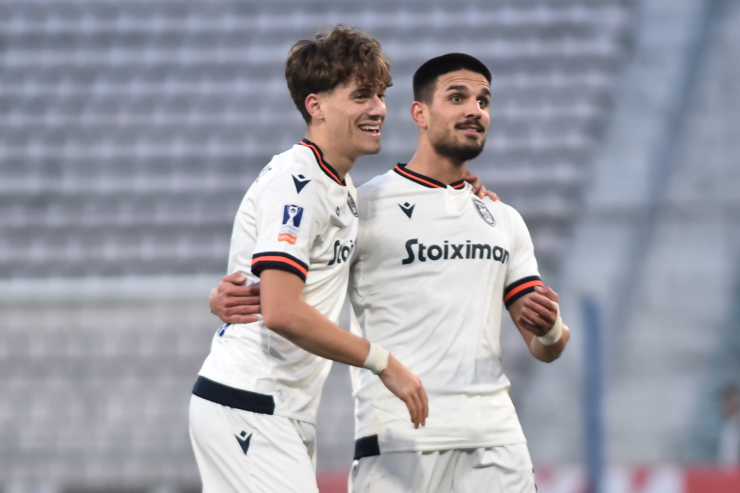 Ρεσιτάλ Κωνσταντέλια και προβάδισμα για τον ΠΑΟΚ! (vid)