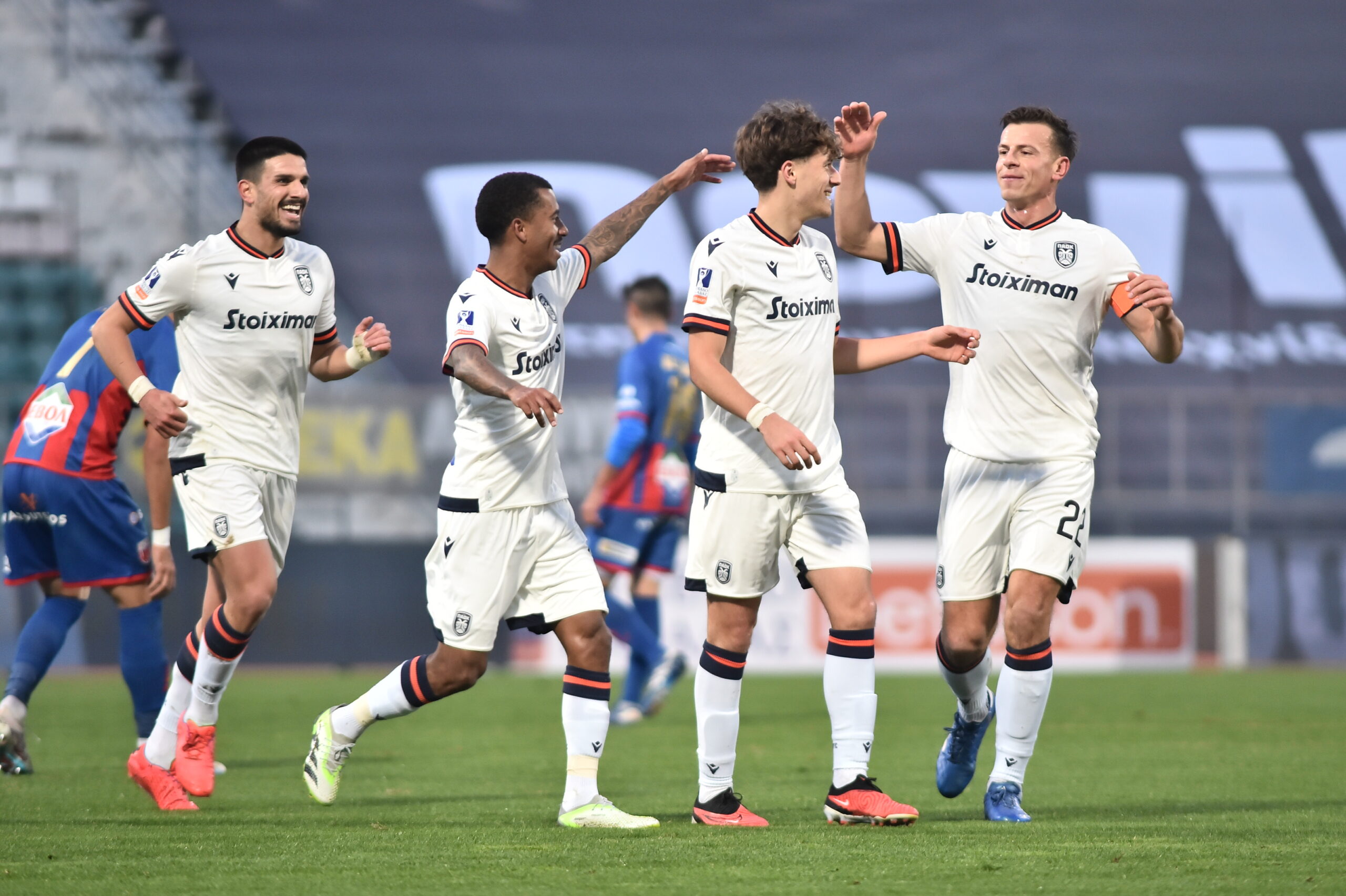 Βόλος-ΠΑΟΚ 0-2: Αντίδραση με σόου Κωνσταντέλια! (vid)