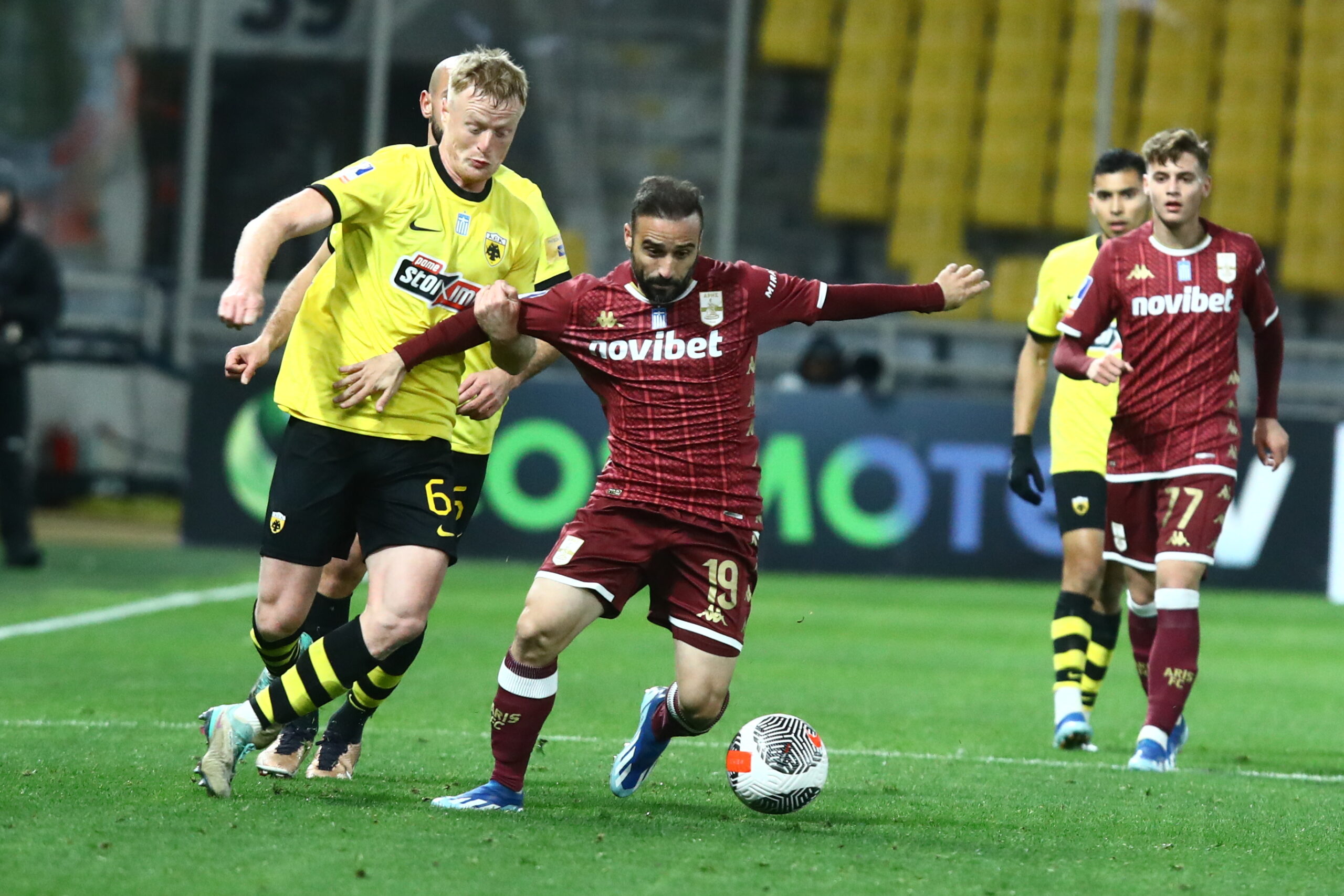 Την πρώτη φορά ο Μάντζιος δεν χάρηκε τον Φετφατζίδη, τώρα;