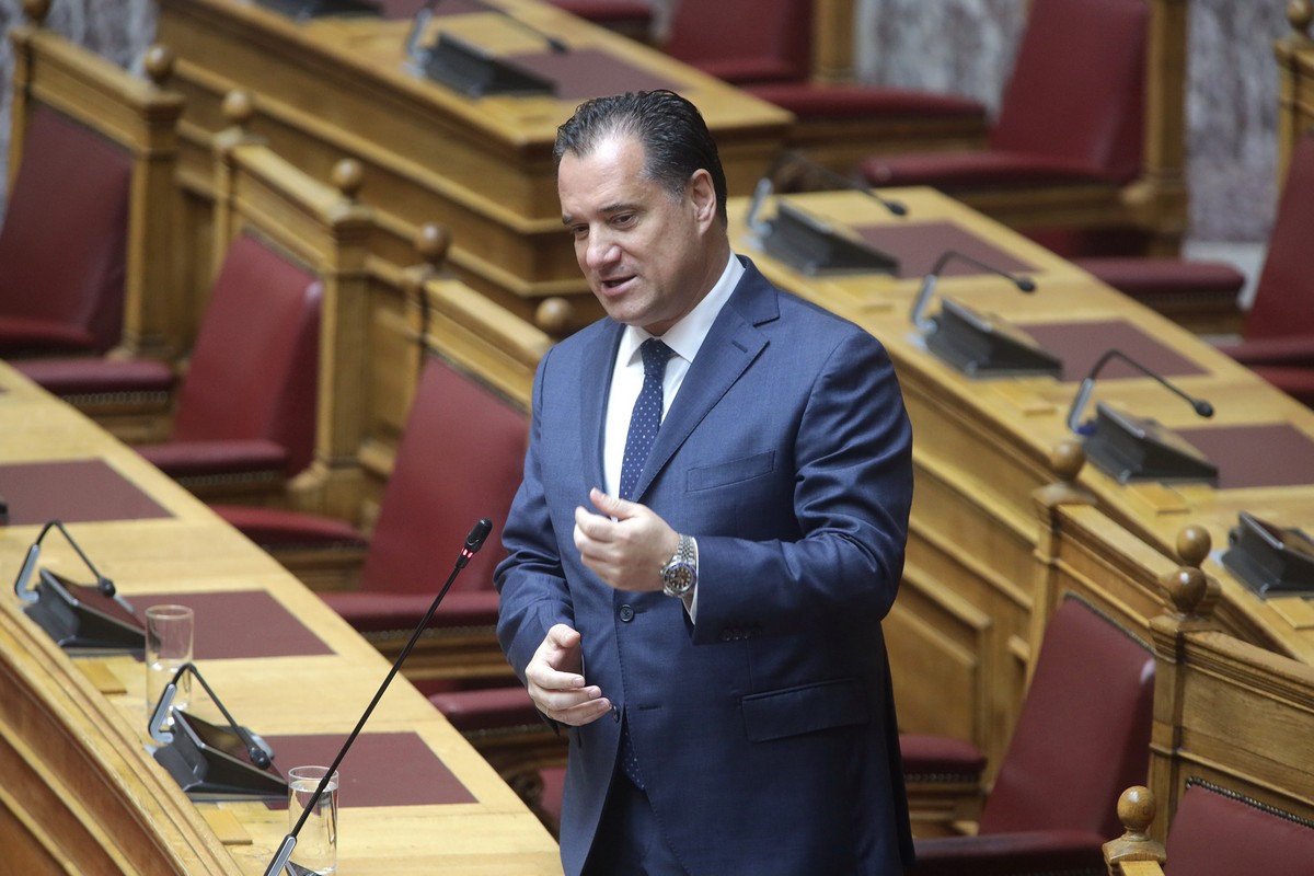 Γεωργιάδης: «Η έλλειψη σε νοσηλευτές το βασικότερο πρόβλημα του ΕΣΥ»