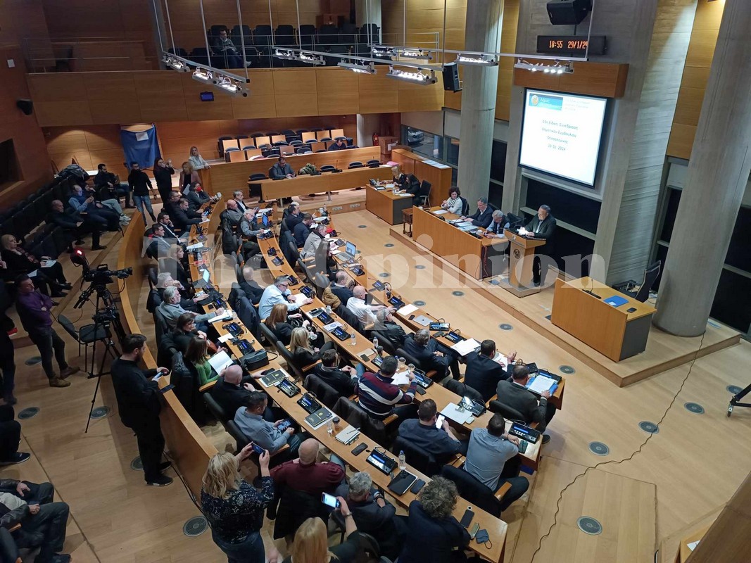 Σκληρή κόντρα για τα οικονομικά του δήμου Θεσσαλονίκης