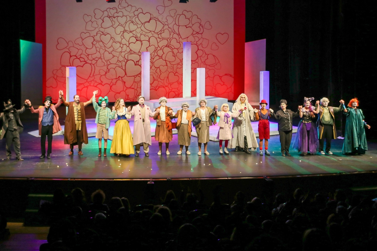 «Fake Newsical Παραμυθομπερδέματα»: Επιτυχημένη πρεμιέρα για την παραγωγή της Παιδικής Σκηνής του ΚΘΒΕ