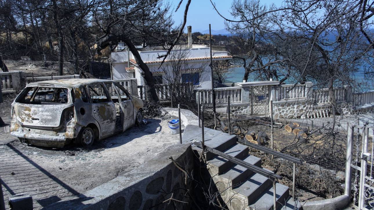 Μάτι: Συγγενείς θυμάτων κατά του βιβλίου Τσίπρα – «Δεν ανεχόμαστε τη χρήση της τραγωδίας μας ως εργαλείο προσωπικής αποκατάστασης»