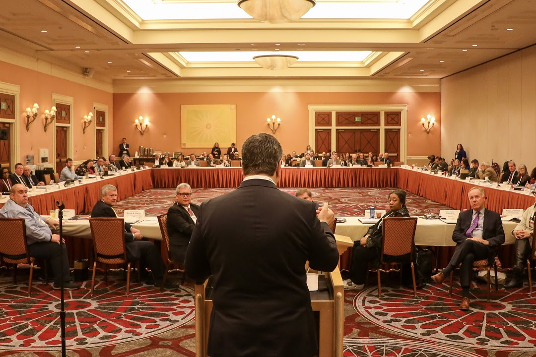 Επίσκεψη Τζιτζικώστα στις ΗΠΑ – Πρόταση για διατλαντικό δίκτυο συνεργασίας