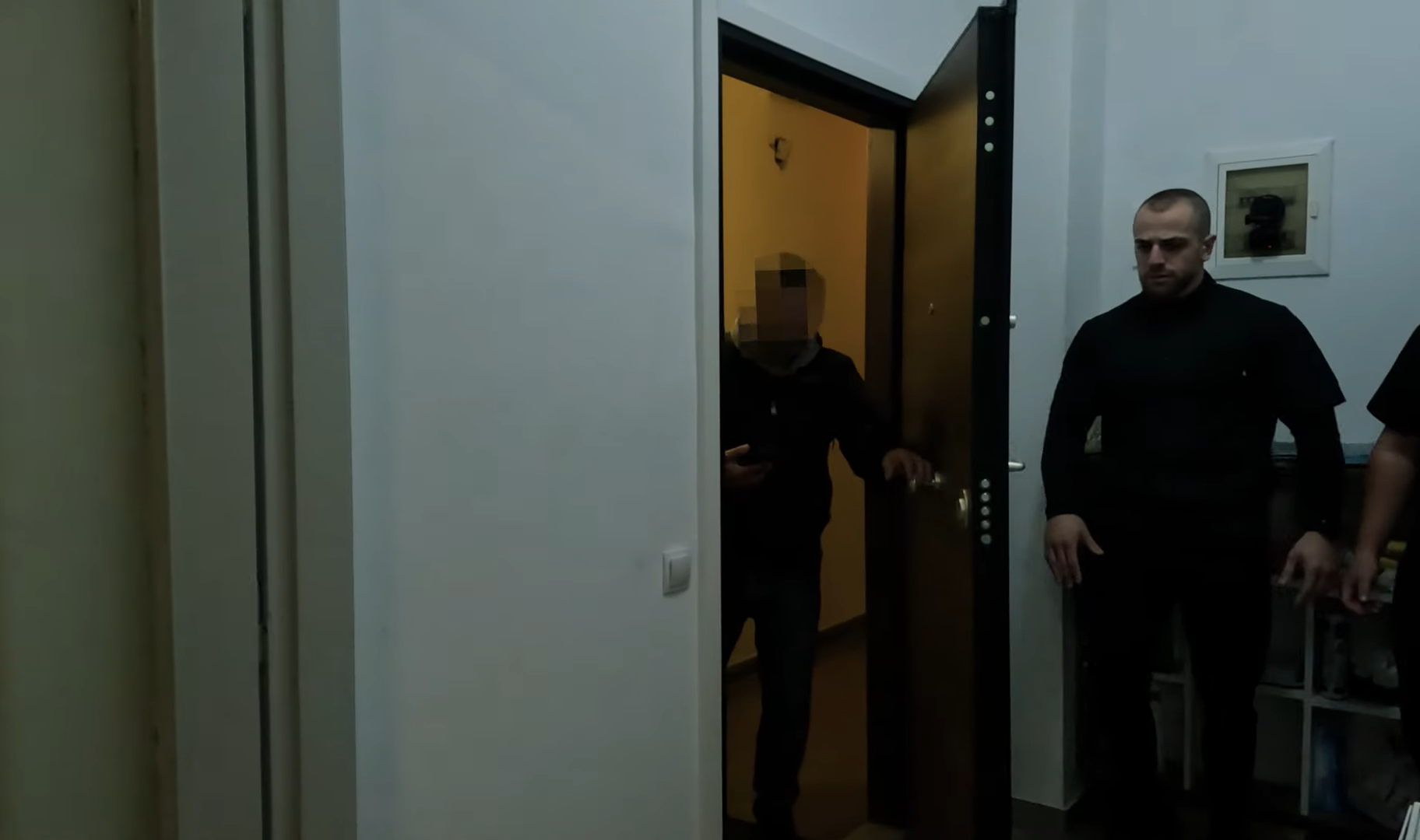 Ποιος Έλληνας youtuber βοήθησε στη σύλληψη 43χρονου παιδόφιλου (VIDEO)