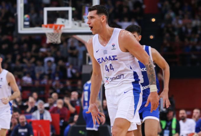 Ελλάδα-Τσεχία 72-64: Ιδανικό ντεμπούτο Σπανούλη με κορυφαίους τους Παπανικολάου, Μήτογλου και Ουόκαπ