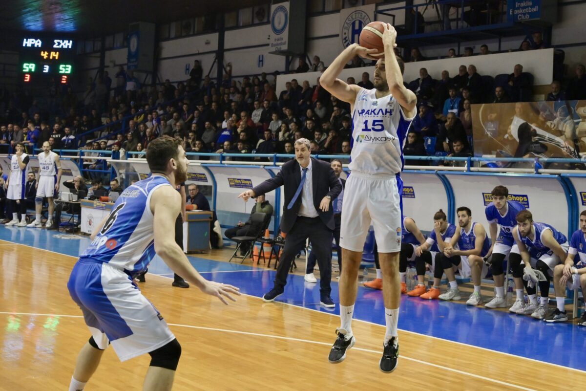 Αίας Ευόσμου-Ήρακλης: Livestreaming η «μάχη» του «Γηραιού» (video)