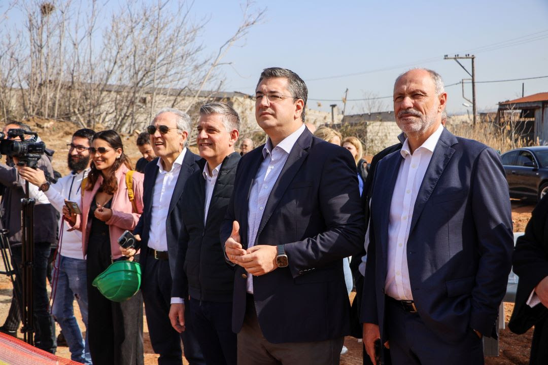 Ξεκίνησαν οι κατεδαφίσεις των παλιών βυρσοδεψείων με την παρουσία Τζιτζικώστα