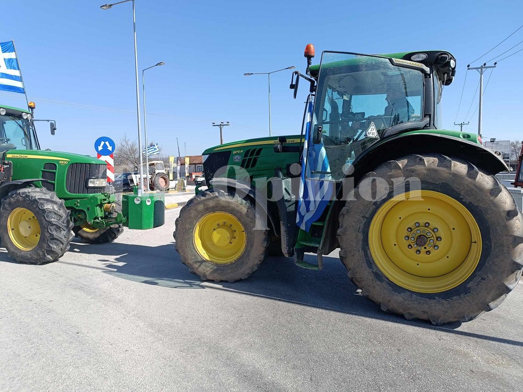 «Ναι» Χρυσοχοΐδη για την κάθοδο τρακτέρ στο Σύνταγμα – Οι τρεις προϋποθέσεις