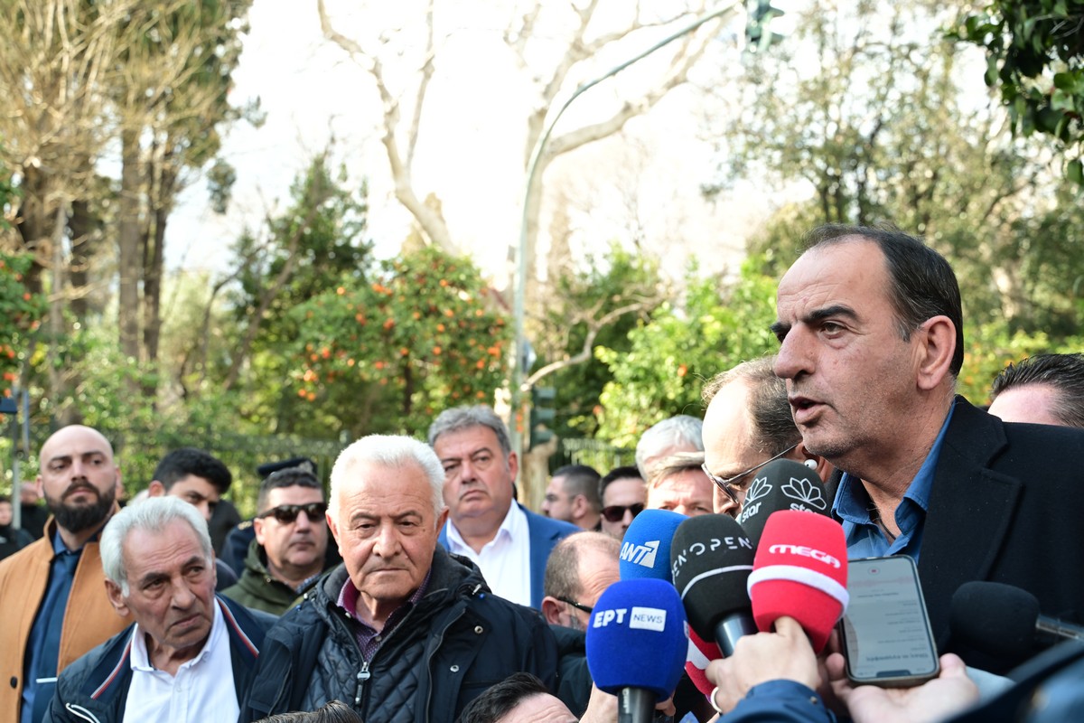 Αγρότες: «Ο αγώνας θα συνεχιστεί» – Η ανακοίνωση του προέδρου της Ένωσης Αγροτικών Συνεταιρισμών