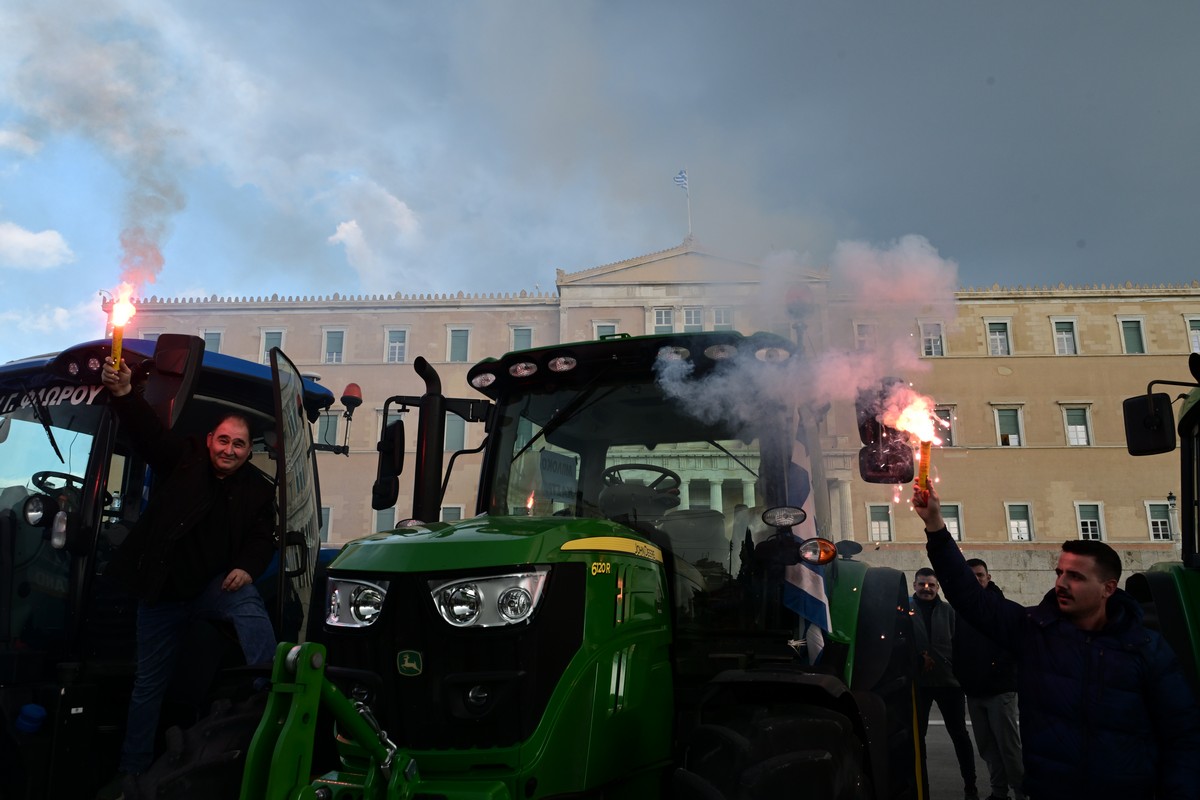 Στα μπλόκα οι αποφάσεις των αγροτών, μετά το συλλαλητήριο στην Αθήνα