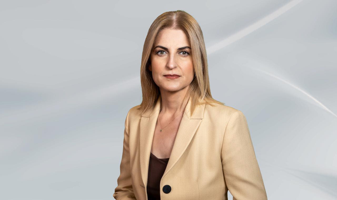 Αυγέρη: «Αλλοπρόσαλλη και επικίνδυνη η εξωτερική πολιτική Μητσοτάκη»