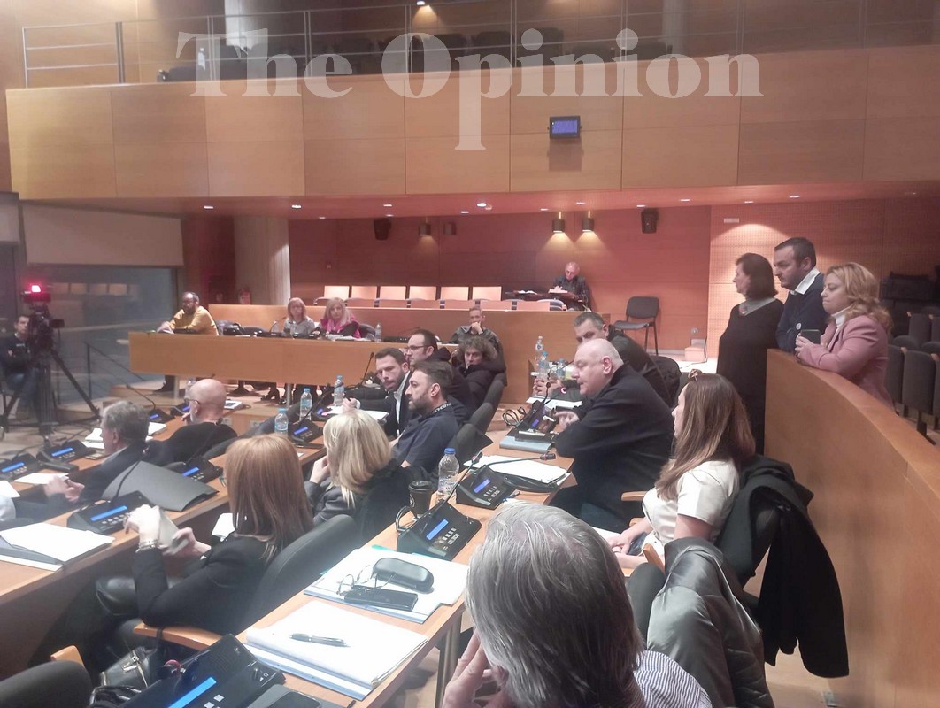 Βασιλόπουλος κατά Χρυσίδου για επίθεση στους δημοσιογράφους