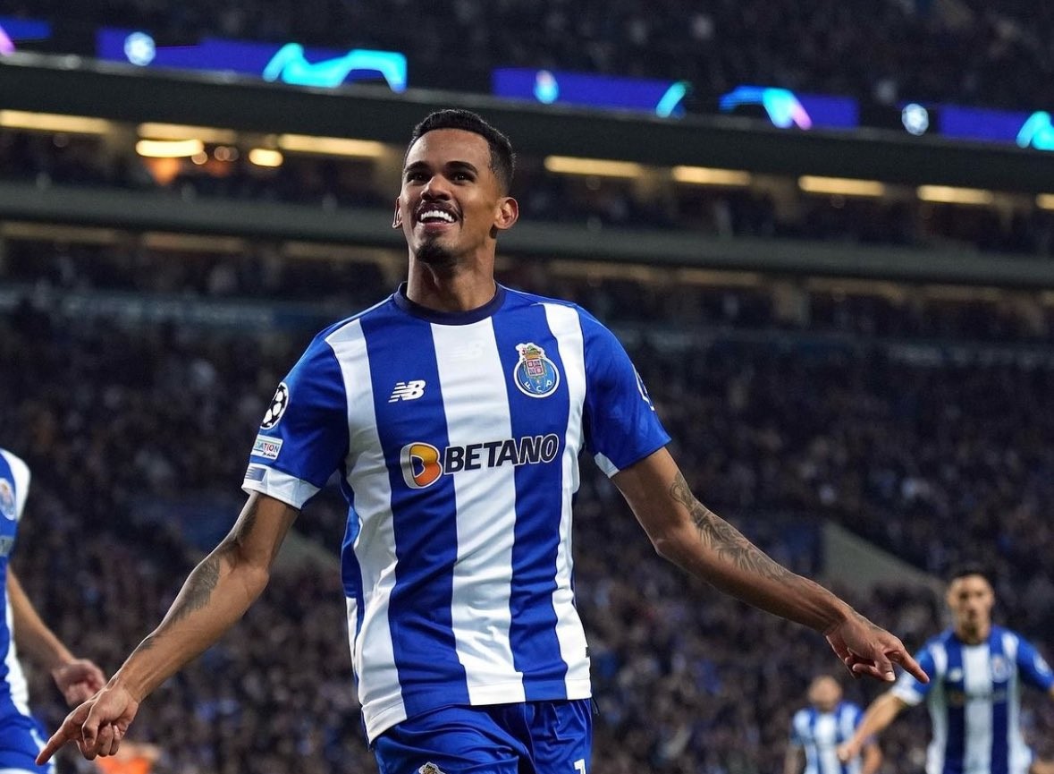 Champions League: Με «Buzzer Beater» η Πόρτο πήρε προβάδισμα – Όλα ανοιχτά για Νάπολι και Μπαρτσελόνα (video)