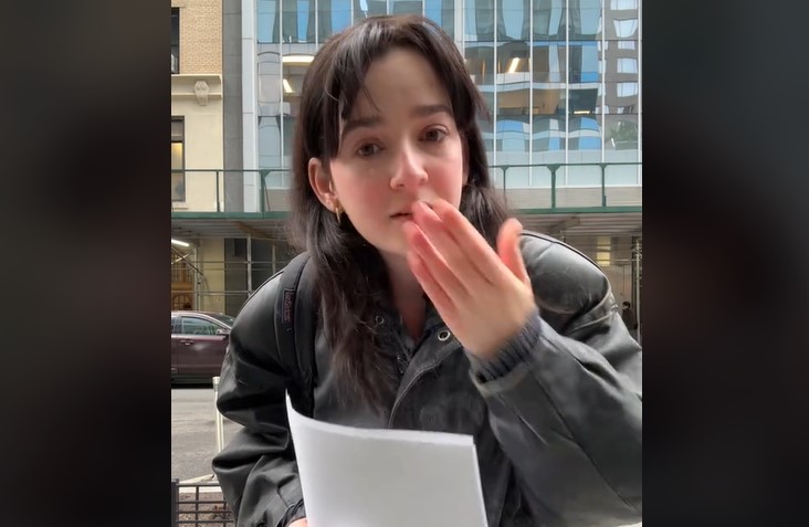 Απελπισμένη influencer ξεσπάει σε κλάματα γιατί δεν βρίσκει δουλειά: «Δεν σε προσλαμβάνουμε» (VIDEO)