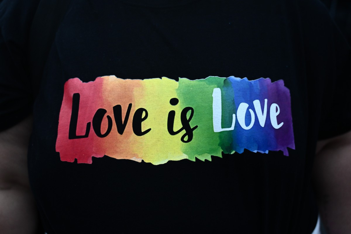 175 υπέρλαμπρα ΝΑΙ απέναντι στο σκοτάδι!