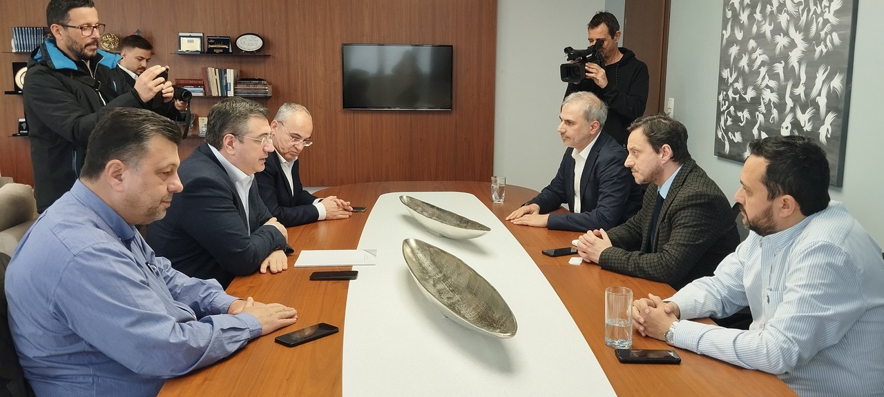 «Να δημοσιοποιηθεί το χρονοδιάγραμμα εργασιών του Flyover», συμφωνούν ΠΚΜ – ΠΑΣΟΚ