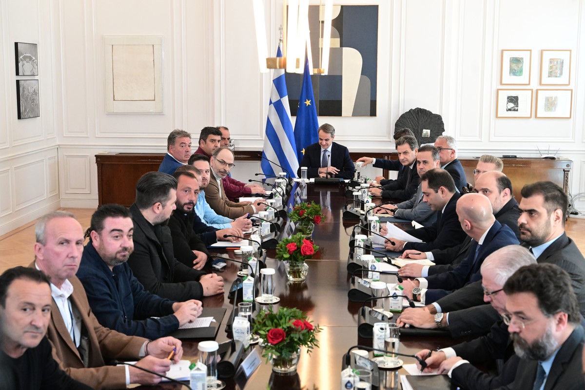 Ημέρα αποφάσεων η σημερινή για τους αγρότες μετά τη συνάντηση με τον πρωθυπουργό