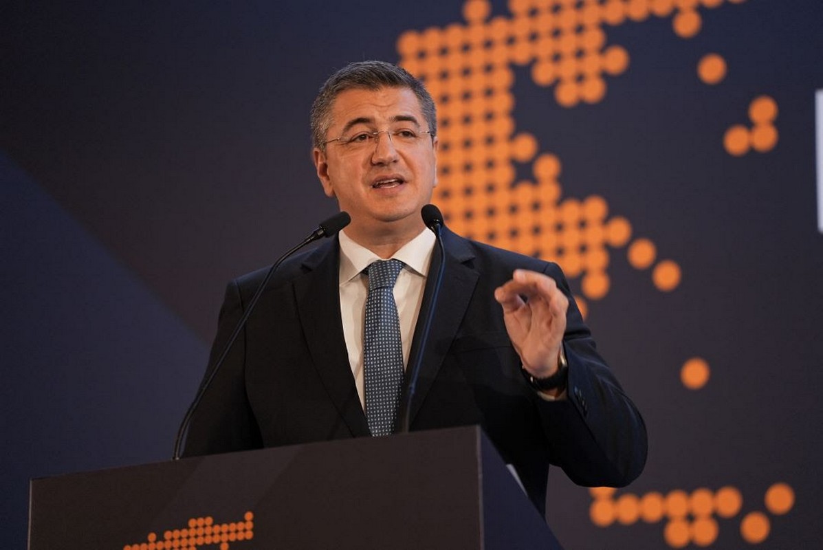 Θριαμβευτική επανεκλογή Τζιτζικώστα στην ΕΝΠΕ