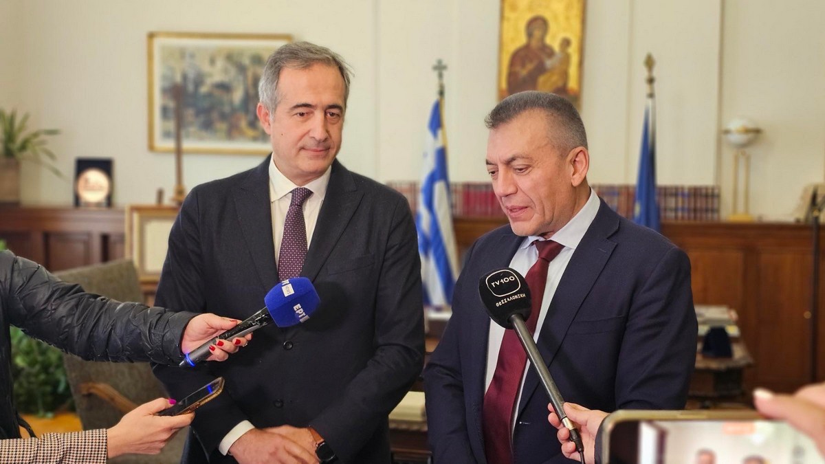 Συνάντηση Κωνσταντινίδη – Βρούτση για την πορεία των έργων αποκατάστασης αθλητικών εγκαταστάσεων