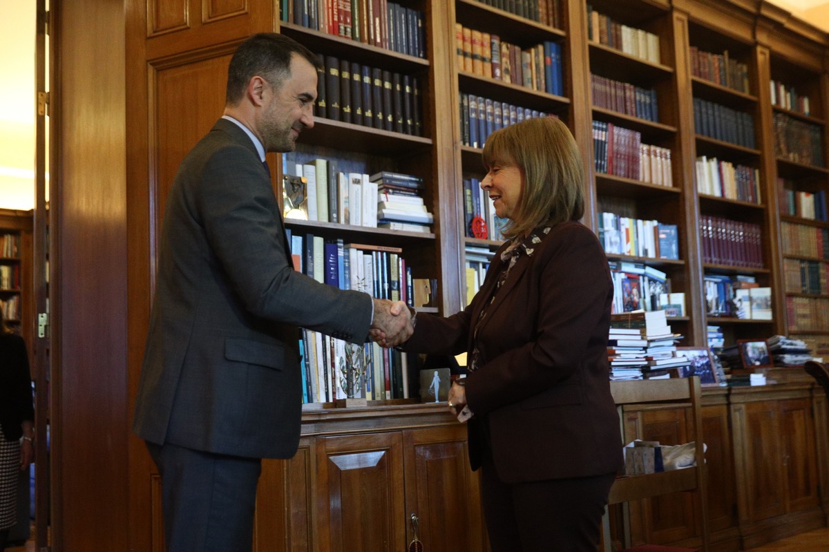 Συνάντηση ΠτΔ με Χαρίτση – Ο πρόεδρος της Νέας Αριστεράς την ενημέρωσε για τις θέσεις του κόμματος