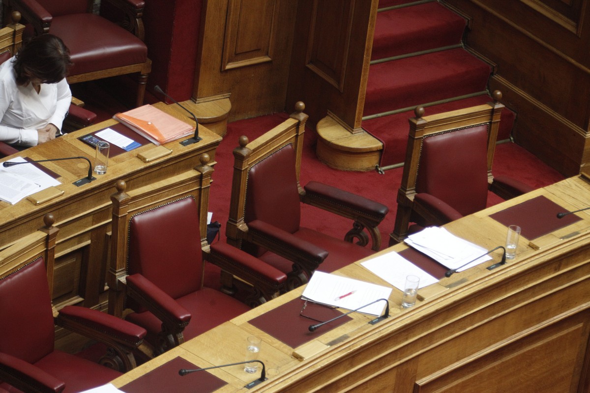 Στον προθάλαμο των κυβερνήσεων συνεργασίας