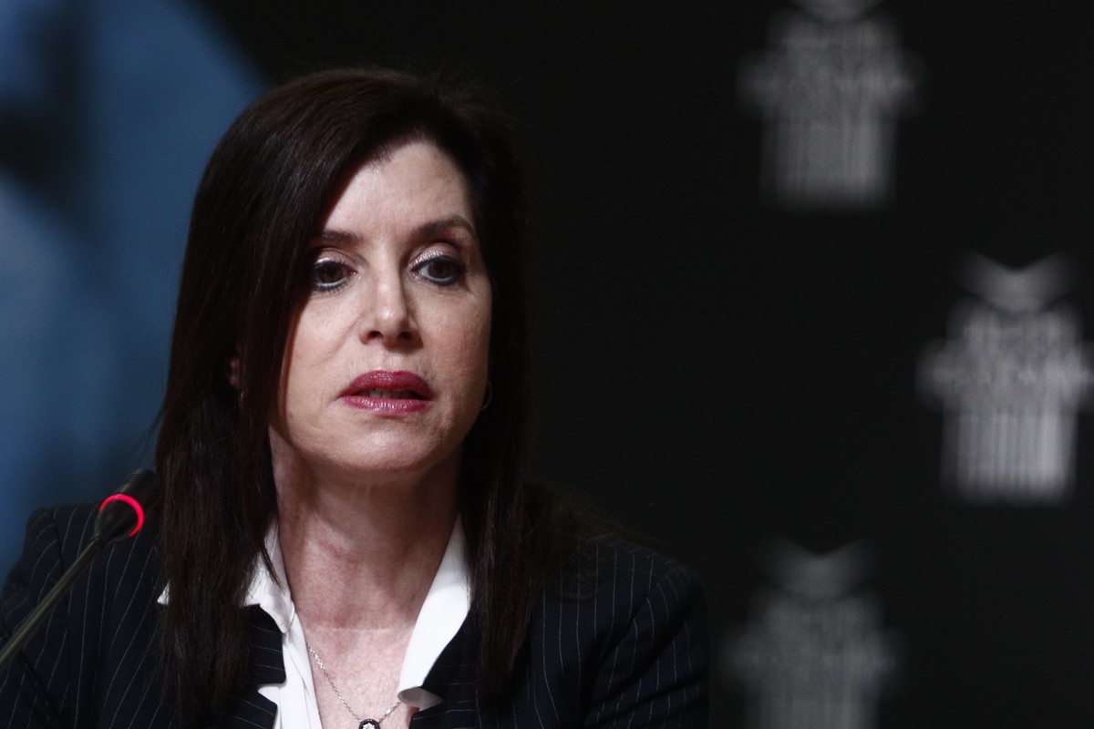 Ασημακοπούλου σε Κασσελάκη: «Να απαντήσει πώς με έκανε το κόμμα του μέλος στον isyriza»