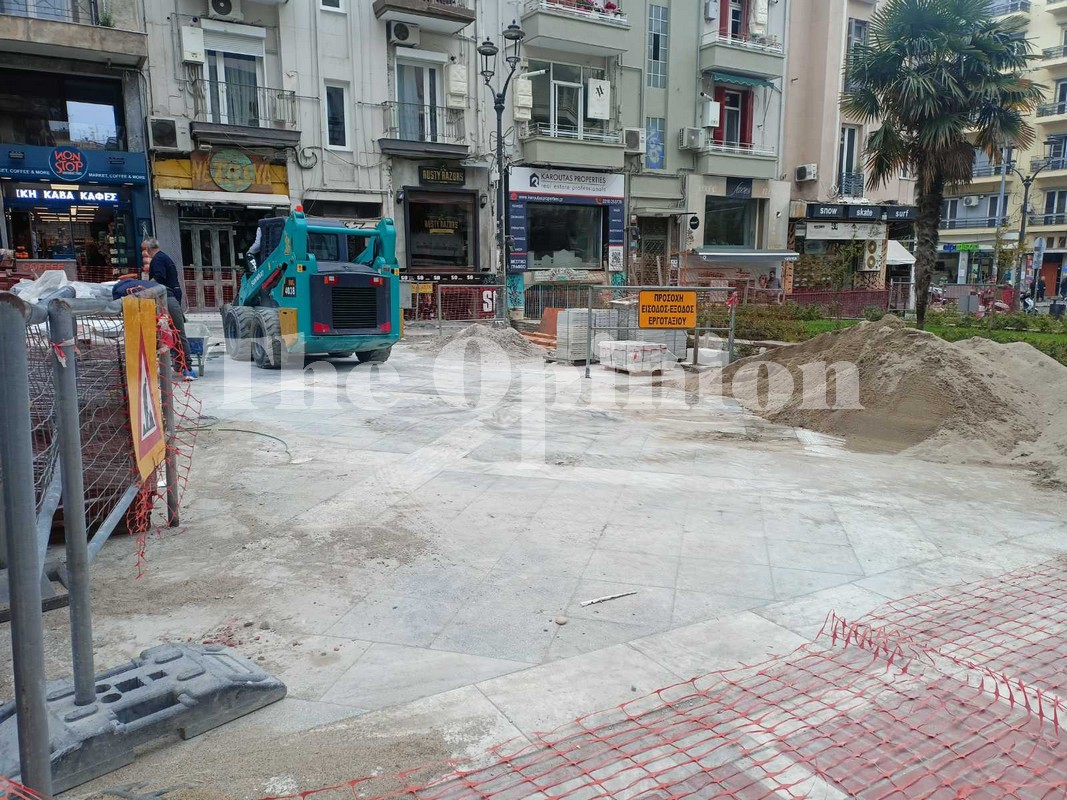 Θεσσαλονίκη: Συνεχίζονται τα έργα στη Ναυαρίνου – Πότε «μεταφέρονται» στην Αριστοτέλους (ΦΩΤΟ)