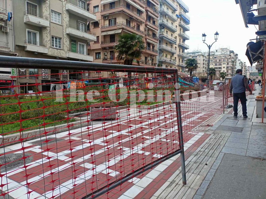 Θεσσαλονίκη: Συνεχίζονται τα έργα στη Ναυαρίνου – Πότε «μεταφέρονται» στην Αριστοτέλους (ΦΩΤΟ)