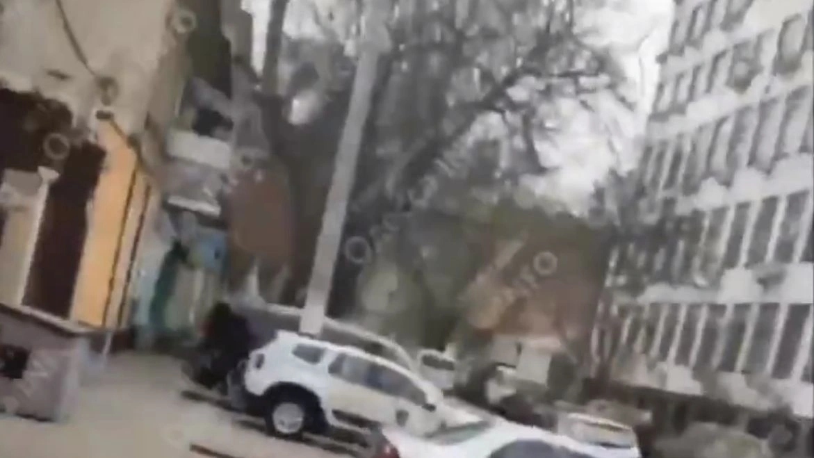 Ουκρανία: Έκρηξη κοντά στην αυτοκινητοπομπή Ζελένσκι – Καλά η ελληνική αποστολή