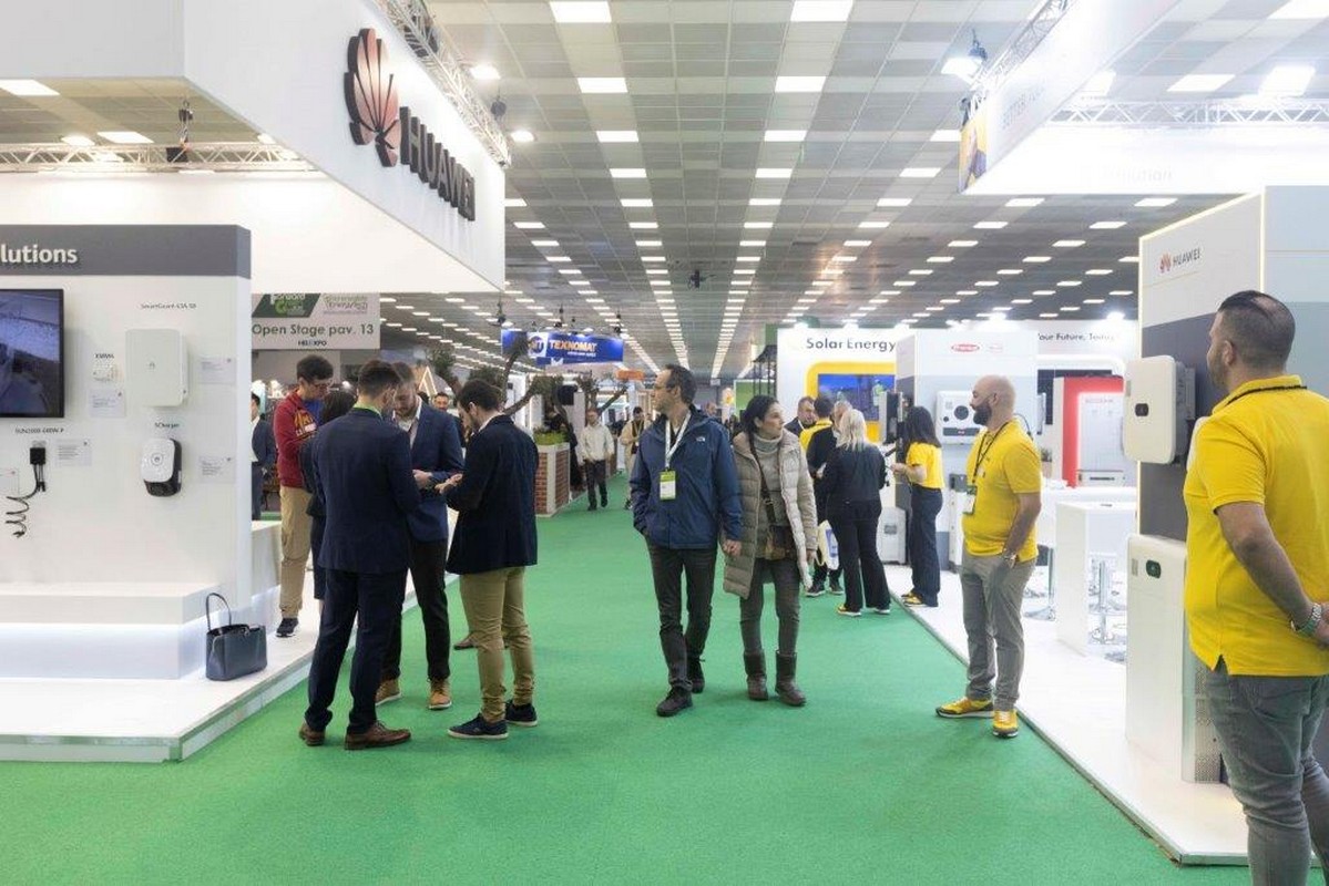 Εκθέσεις Forward Green – Renewable EnergyTech: Προϊόντα για φθηνή ενέργεια και φωτοβολταϊκά στέγης