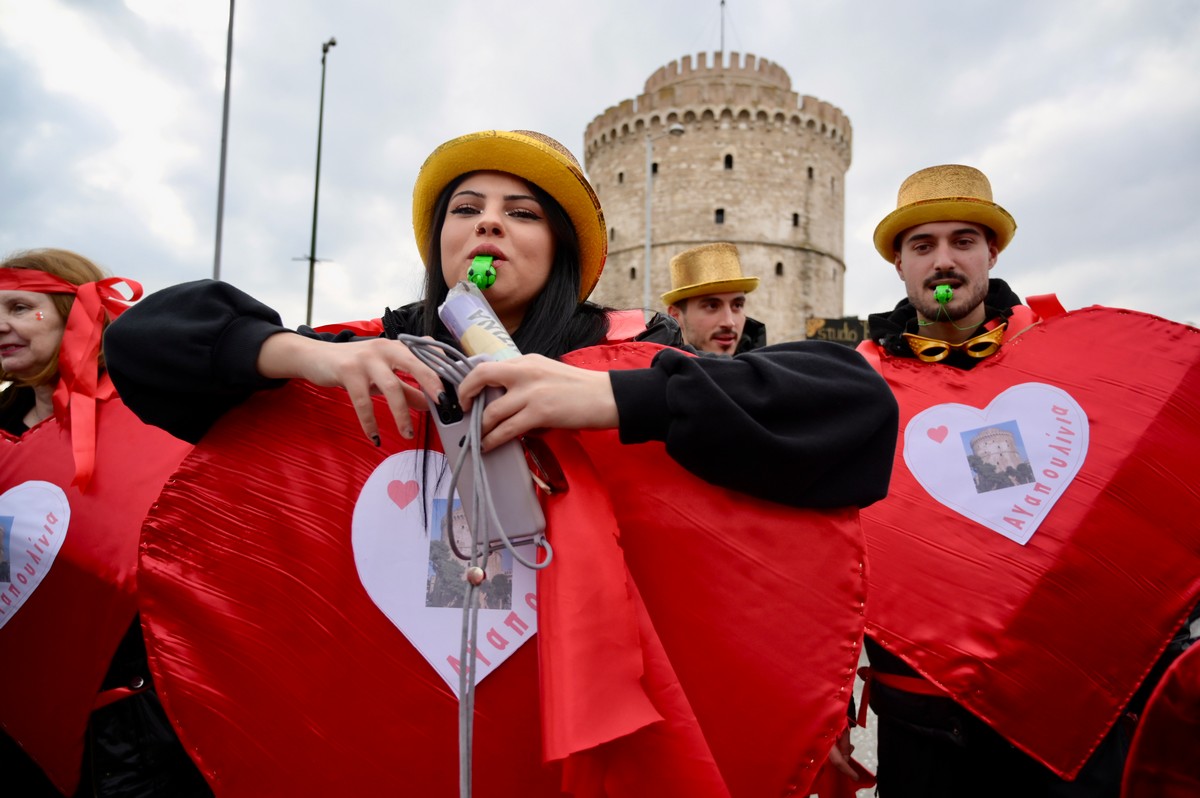 Πεζοδρόμηση Λ. Νίκης και καρναβαλική παρέλαση σήμερα (23/02) στη Θεσσαλονίκη