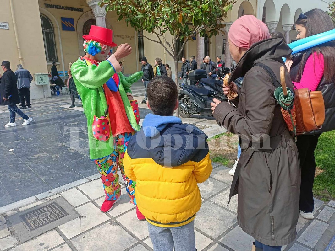 Ξέφρενο γλέντι στο κέντρο της Θεσσαλονίκης για την Τσικνοπέμπτη (ΦΩΤΟ-VIDEO)