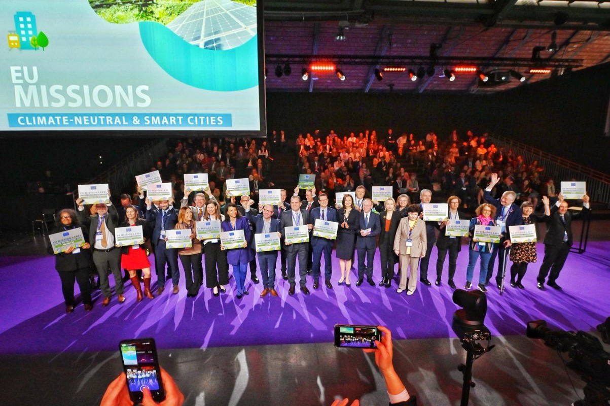 Βράβευση του δήμου Θεσσαλονίκης στις Βρυξέλλες με το Ειδικό Σήμα για το Κλιματικό Σύμφωνο