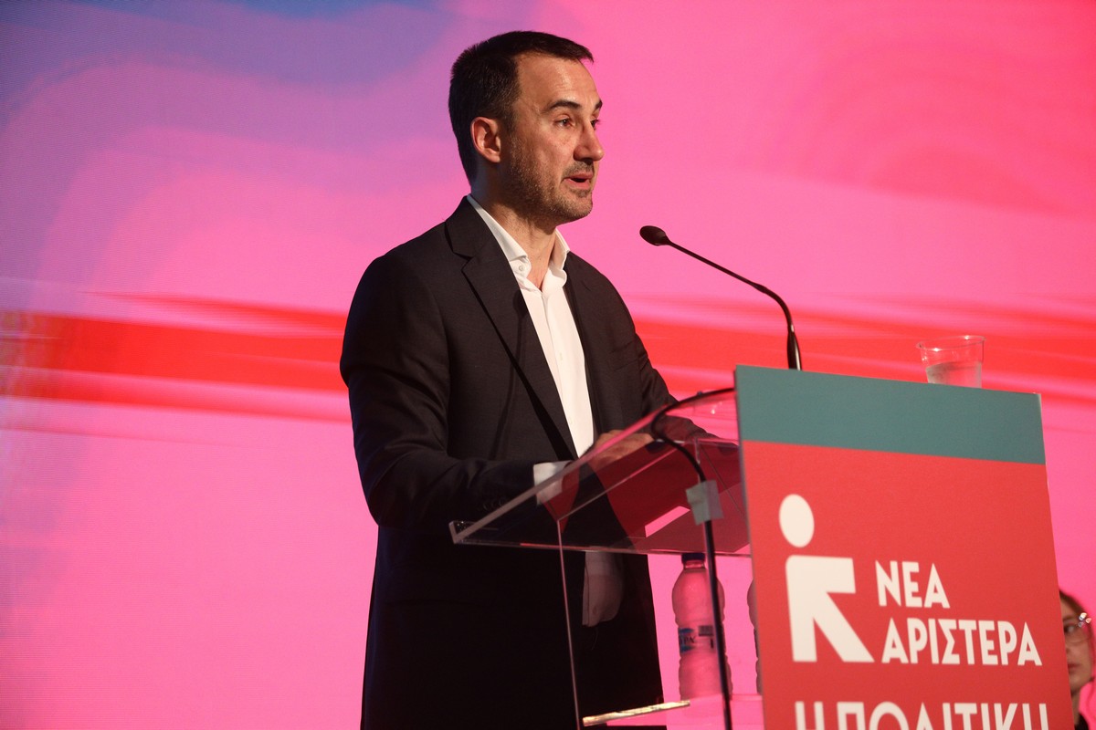 Χαρίτσης: Η κυβέρνηση υποτάσσεται στην ακροδεξιά – Το κυβερνητικό σχήμα 62 υπουργών είναι ο ορισμός του παλαιοκομματισμού