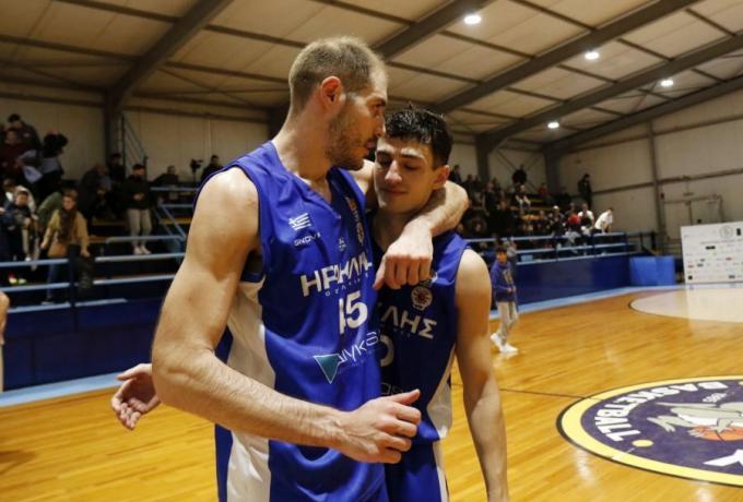 Σαρικόπουλος: «Θα τα καταφέρουμε με τον κόσμο μας»