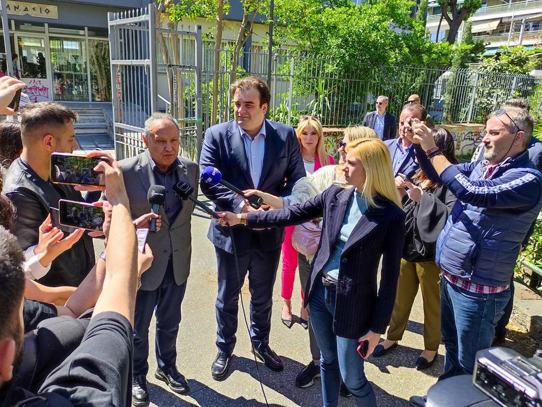 Το 14ο Γυμνάσιο Θεσσαλονίκης επισκέφθηκαν Αγγελούδης – Πιερρακάκης