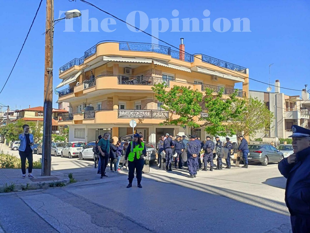 Πολίχνη: Με συγκέντρωση διαμαρτυρίας «υποδέχτηκαν» τον Μητσοτάκη (ΦΩΤΟ+VIDEO)