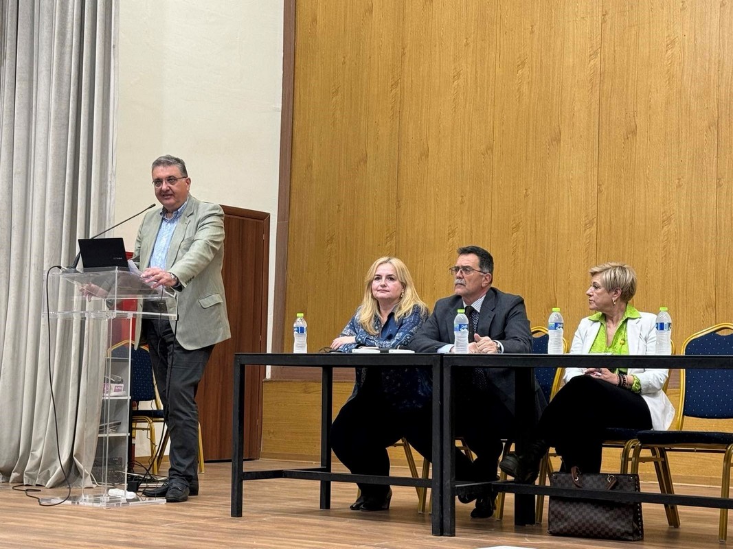 «Όχι στη βία κατά της λευκής μπλούζας»