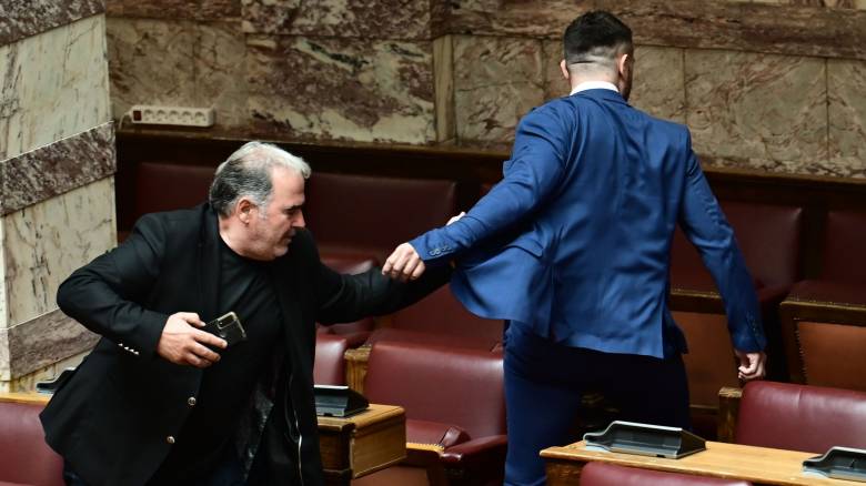 Ενώπιον ανακριτή σήμερα ο βουλευτής Κωνσταντίνος Φλώρος