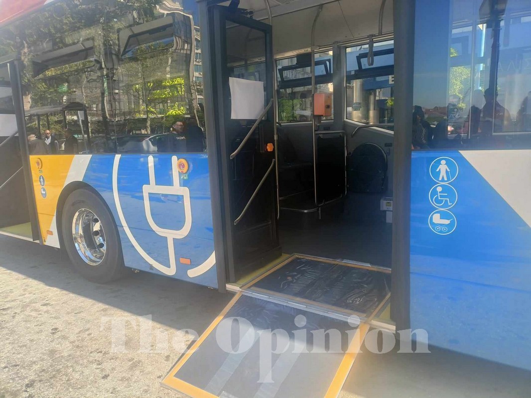 Θεσσαλονίκη: Αθόρυβα και με θύρες φόρτισης τα νέα ηλεκτρικά λεωφορεία (ΦΩΤΟ-VIDEO)