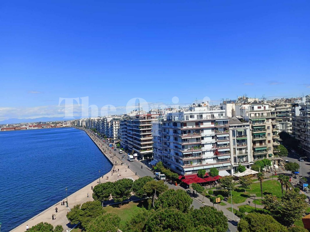 Η μεγάλη έξοδος: Τι ωθεί τους Θεσσαλονικείς εκτός πόλης;