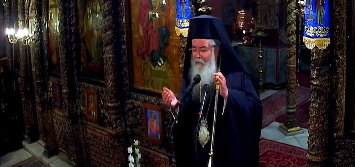 Διχάζει ο μητροπολίτης Σερβίων και Κοζάνης – Παρομοίασε τις γυναίκες με… κλώσσες! (VIDEO)