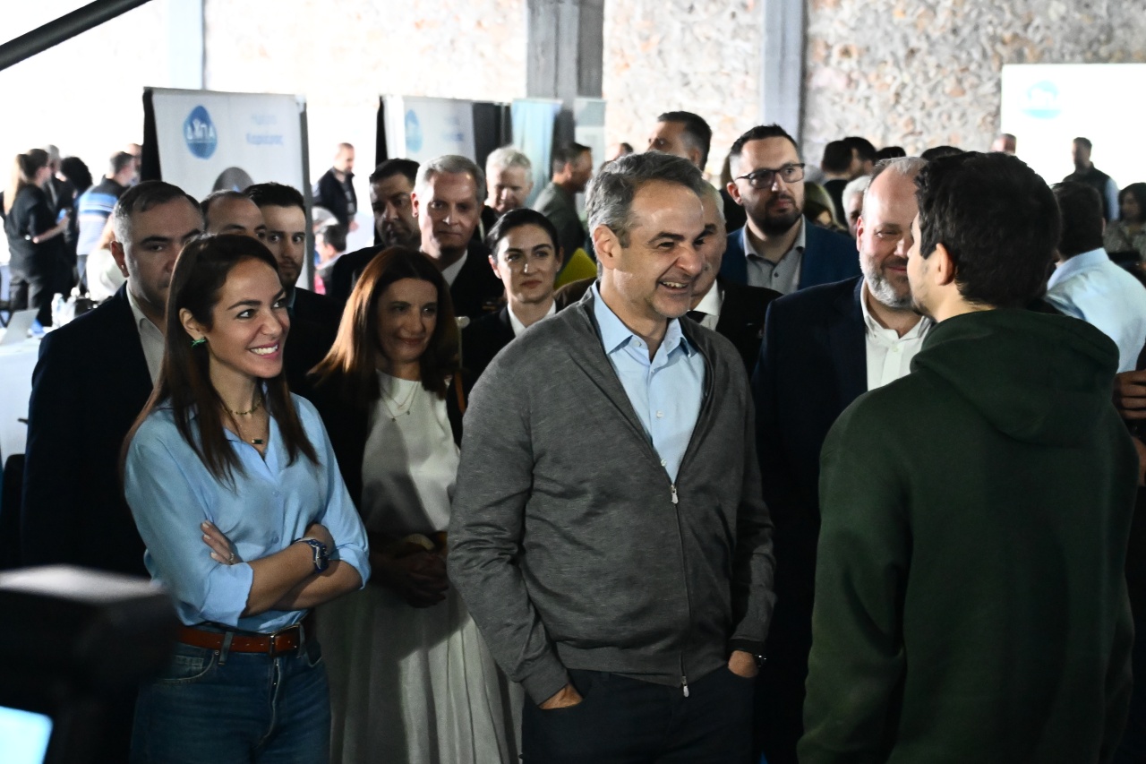 Μητσοτάκης: Να προσφέρουμε στους νέους πιο πολλές σταθερές, καλοπληρωμένες δουλειές (VIDEO)