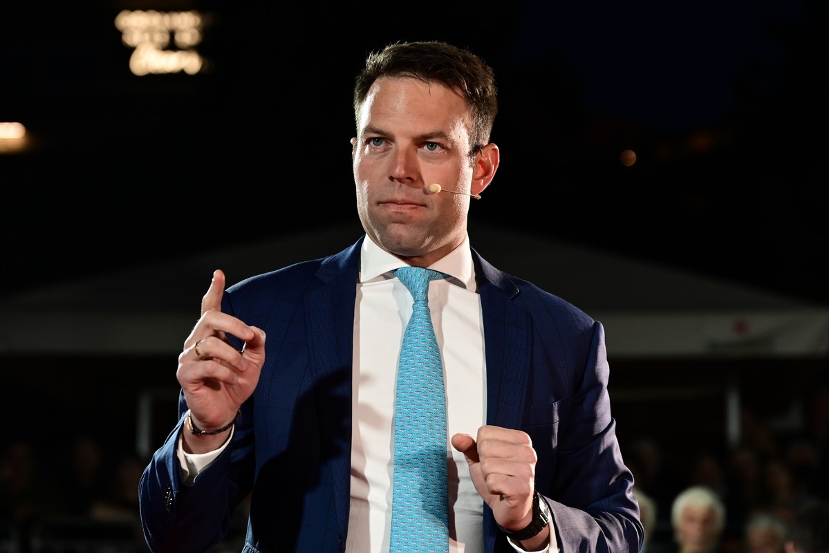 Κασσελάκης για Πάσχα: «Πρέπει να αλλάξουμε από το σκοτάδι της αναξιοκρατίας στο φως της ελπίδας»