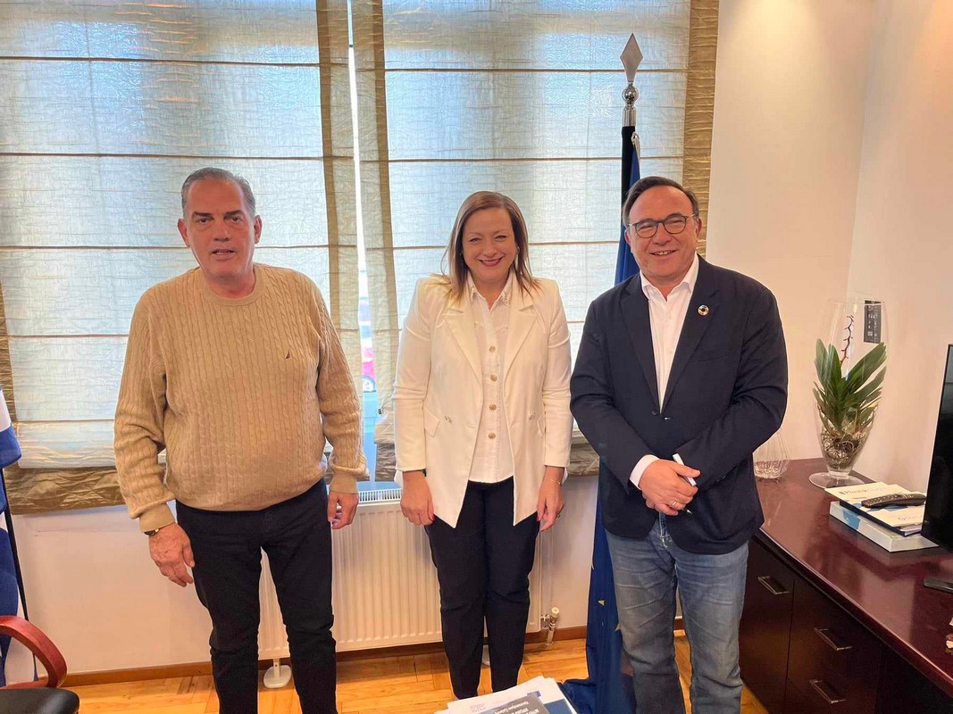 Συνάντηση Μπισμπινά-Κόκκαλη: «Είναι αναγκαίο να ενδυναμώσουμε την τοπική αυτοδιοίκηση»