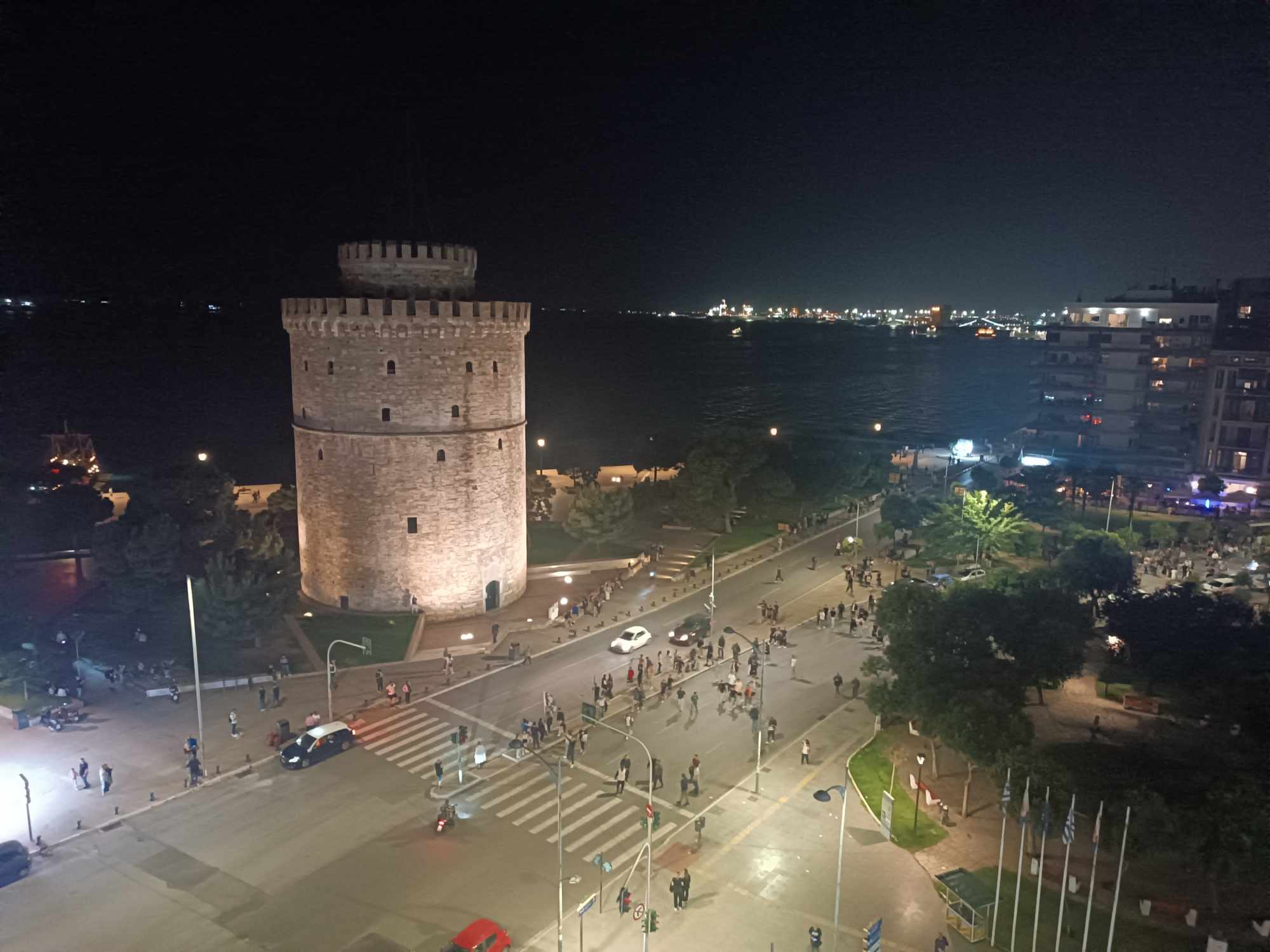 ΠΑΟΚ: Οι πρώτοι φίλοι του στο Λευκό Πύργο (ΦΩΤΟ+ VIDEO)